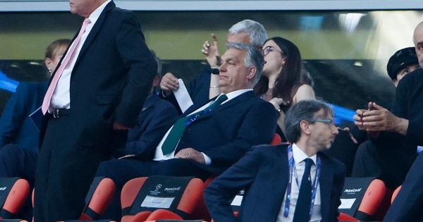 Politológiai elemzések szerint Orbán Viktor minden lehetséges eszközt latba vethet a hatalma megőrzése érdekében. A szakértők úgy vélik, hogy ő lesz a legelszántabb, mivel számára a tét rendkívül magas: mindent kockáztat, és ez a helyzet fokozza a politik