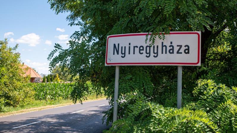 Életre kel a kedvenc sorozatunk! Nyíregyházára egy olyan autó érkezik, amelynek látványa még rendkívüli élményt nyújt a szerencséseknek!