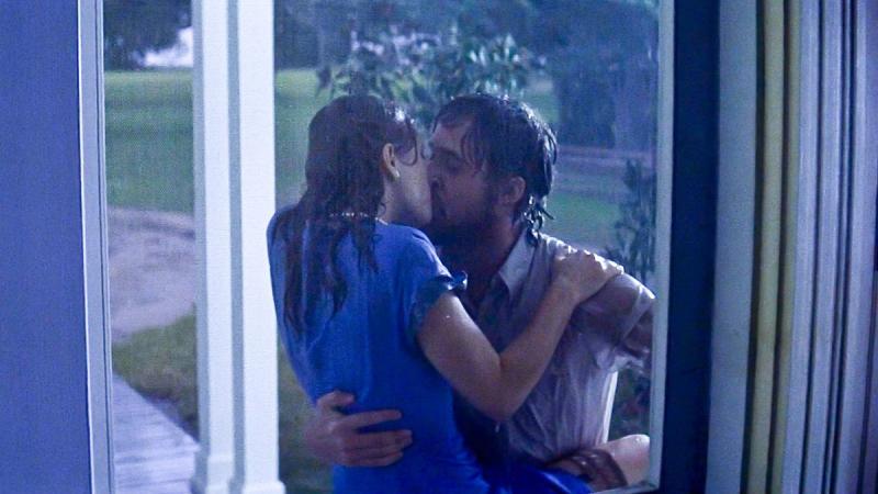 Romantika az esőben: 7 emlékezetes filmes csókjelenet - GALÉRIA - Life

Fedezd fel velünk a filmvászon legromantikusabb pillanatait, ahol a cseppek alatt születnek a legszebb szerelmek! Ebben a galériában összegyűjtöttük azokat a felejthetetlen csókjelene