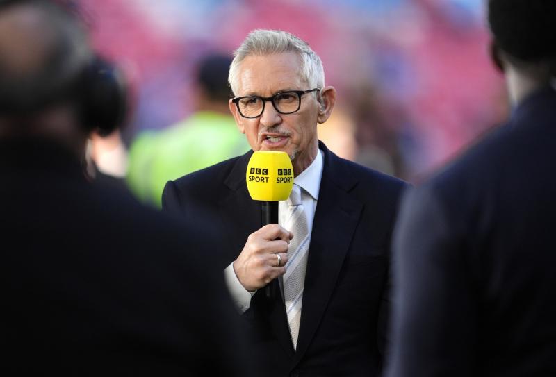 Videóüzenetben kért elnézést a BBC-től az a riporter, aki antiszemita megjegyzései miatt távozott. A helyzet komoly vitákat generált, és a szakma figyelmét is felkeltette. A riporter nyilvánosan vállalta a felelősséget tetteiért, és hangsúlyozta, hogy fon
