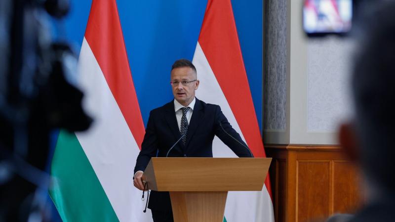 Szijjártó Péter kijelentette, hogy a Von der Leyen és Zelenszkij által kidolgozott terv veszélyezteti Magyarország energiabiztonságát.