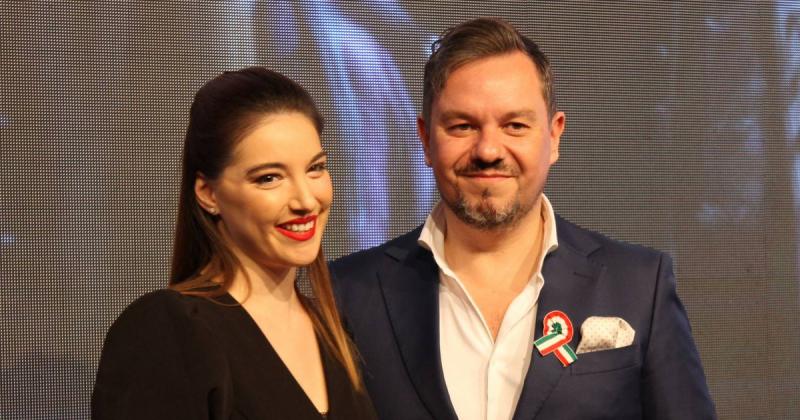 Nacsa Olivér és felesége mély fájdalommal néznek szembe, miután elvesztették kisbabájukat. A műsorvezetőnő most először osztotta meg a szívszorító élmény részleteit, amely mély nyomot hagyott az életükben.