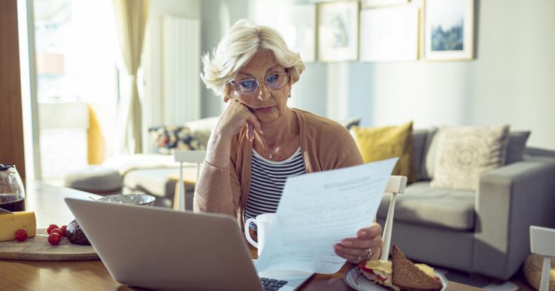 Íme egy egyedi változat a megadott szövegről:

**A nyugdíj melletti munkavégzés előnyei: Az idősek adómentes kereseti lehetőségei Németországban**

Németországban a nyugdíjasok számára kedvező lehetőségek kínálkoznak, ha úgy döntenek, hogy a nyugdíjuk mel