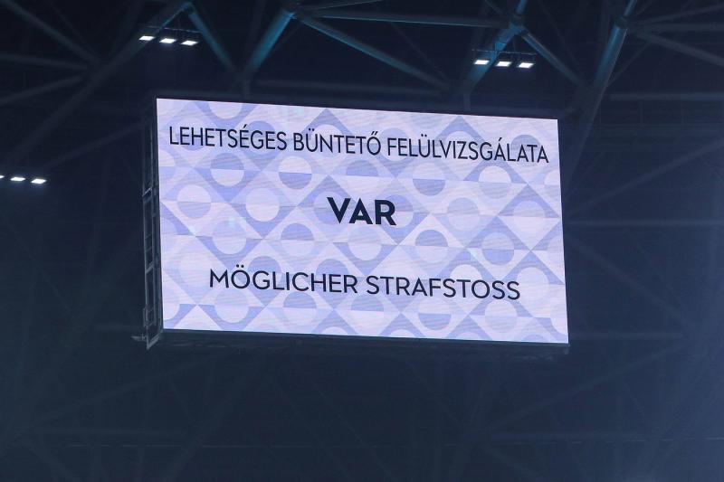 Újabb fordulat az Újpest-Fradi ügyében: a VAR rendszer is süketnek bizonyult a magyar labdarúgó megalázó pillanataival szemben.