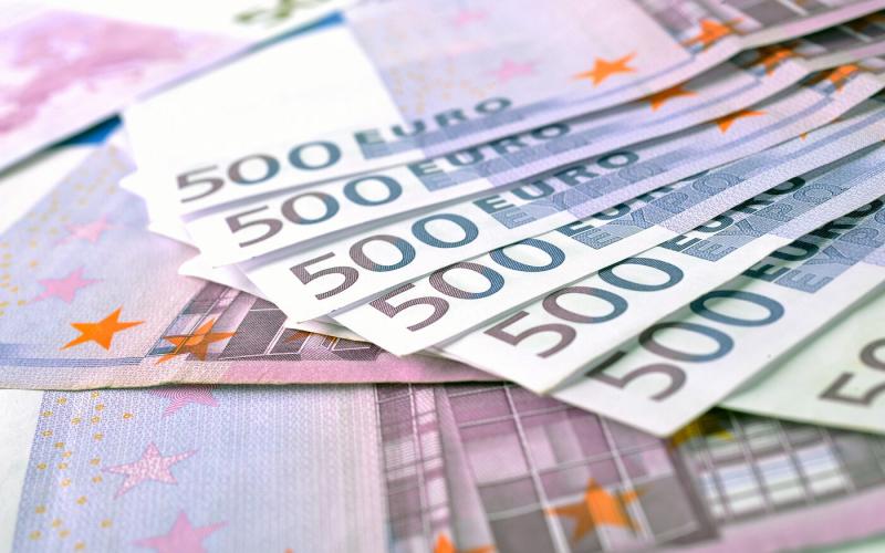 Egy hazai bank súlyos szankcióval nézett szembe, miután kiderült, hogy ügyfeleit megtévesztő módon tájékoztatta.