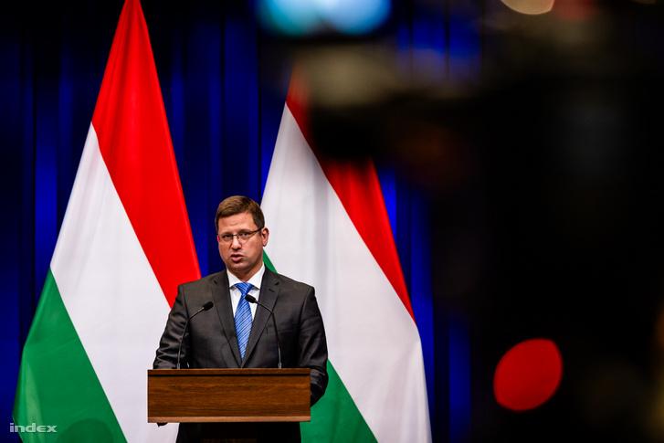 Itt az idő, hogy örömhírt adjunk: béremelés várható a szociális és kulturális szektorban!